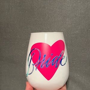 Custom stemless wine glass